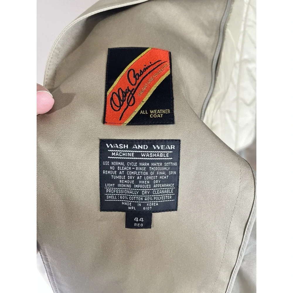 Vintage Men's Trench Coat 44R Khaki Double Breasted Lined Belted Oleg Cassini